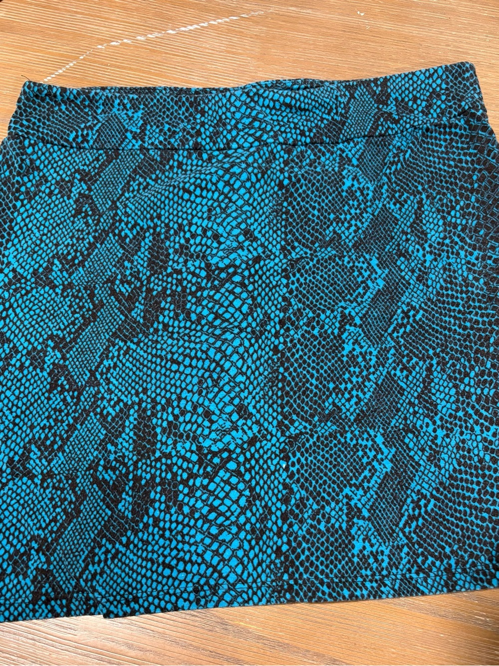 Xhilaration Teal & Black Snake Print Skirt